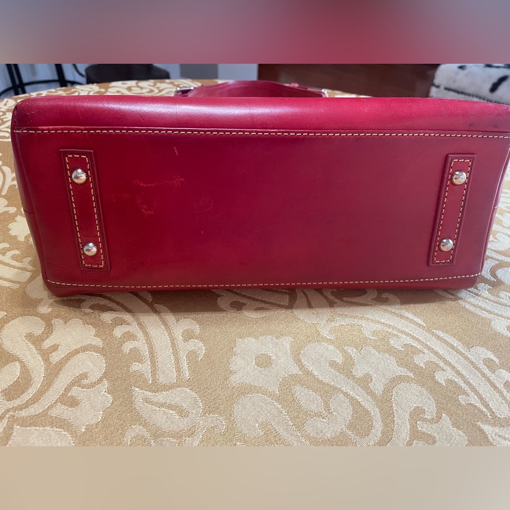 Red croc dooney and Burke zipper shoulder bag - Picture 7 of 9